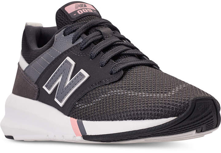 new balance women's wl696 capsule pack classic sneaker