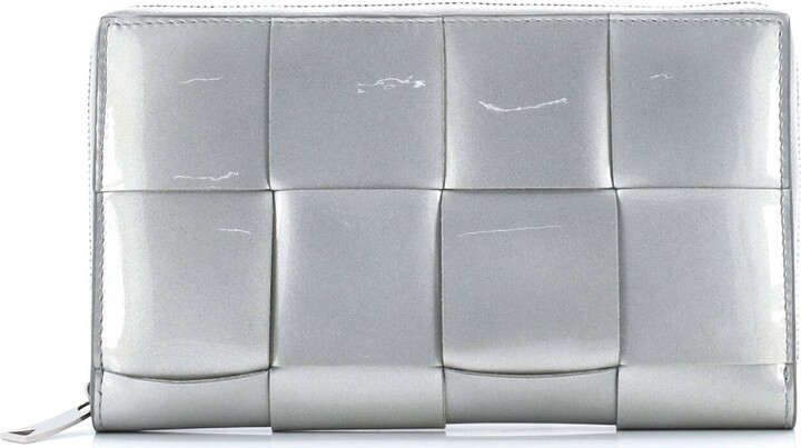 Bottega Veneta Cassette Zip Around Wallet Maxi Intrecciato Patent