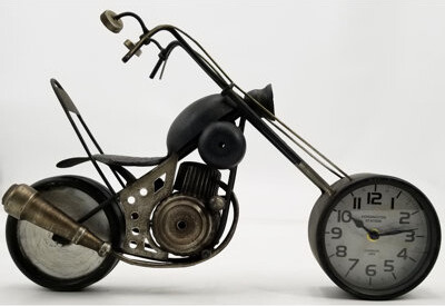 Williston Forge Analog Metal Quartz Tabletop Clock in Black