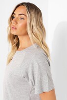 Thumbnail for your product : boohoo Cropped Raglan Sleeve T Shirt