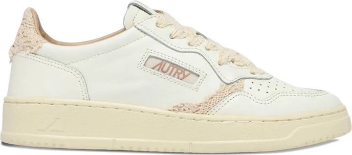 AUTRY Lace-Up Sneakers
