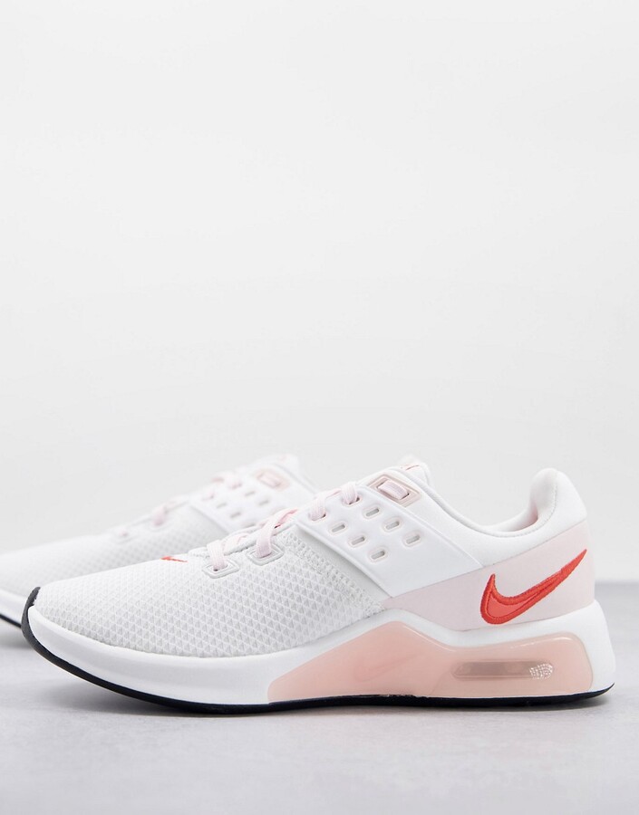 nike training air max bella trainers in white
