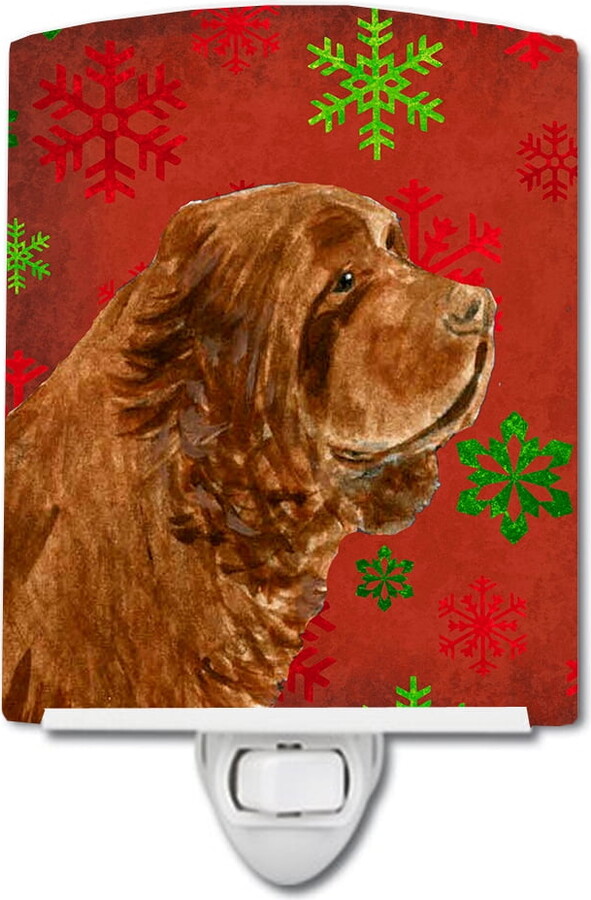 Caroline's Treasures SS4717CNL Sussex Spaniel Red Green Snowflake Holiday Christmas Ceramic Night Light, 6x4x3",