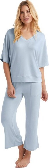 Dream Relaxed V-neck with Capri Lounge Set – Softies