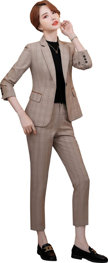 Main Street Classic Ladies\u2019 Suit beige Fashion Suits Ladies’ Suits 