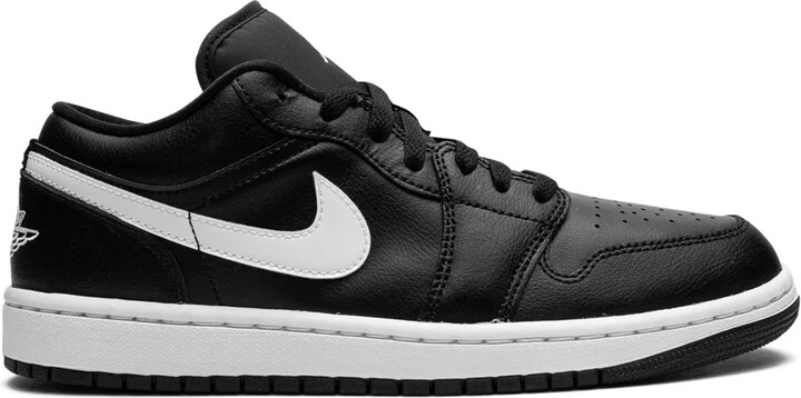 Jordan 1 Low sneakers