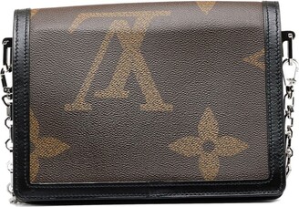 Louis Vuitton 2019 Pre-owned Dauphine mm Shoulder Bag - Brown