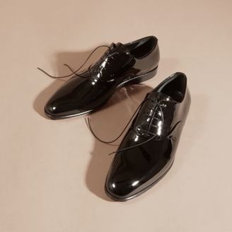 Burberry Polished Leather Lace-up Evening Shoes