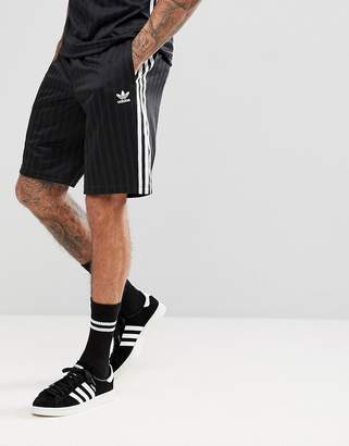 adidas adicolor Retro Shorts In Black CW1299
