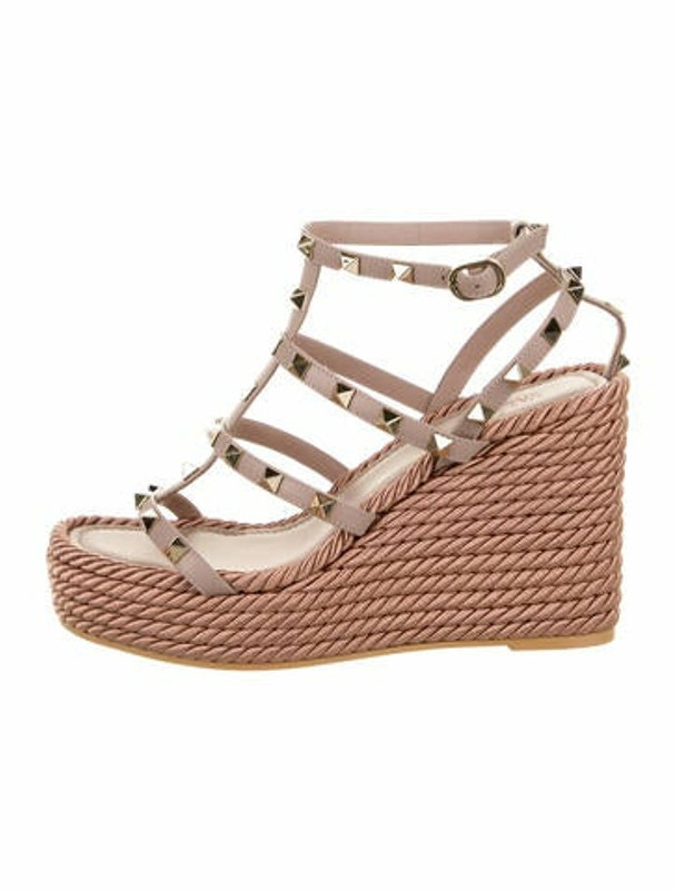 mauve colored wedges