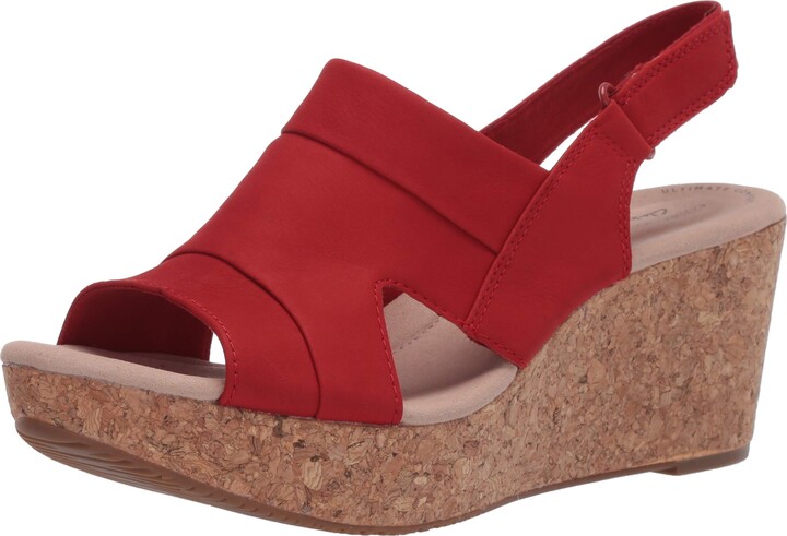 clarks womens red sandals