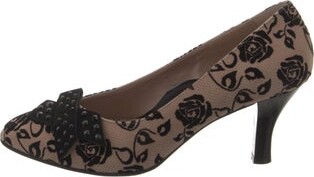 BeautiFeel Velvet Floral Print Pumps
