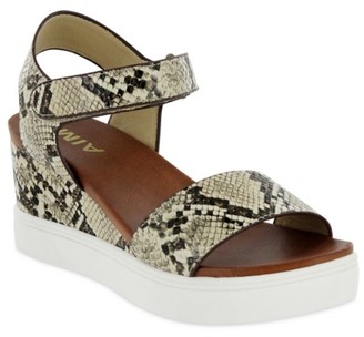 mia linnea platform sandal