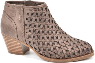 white mountain booties