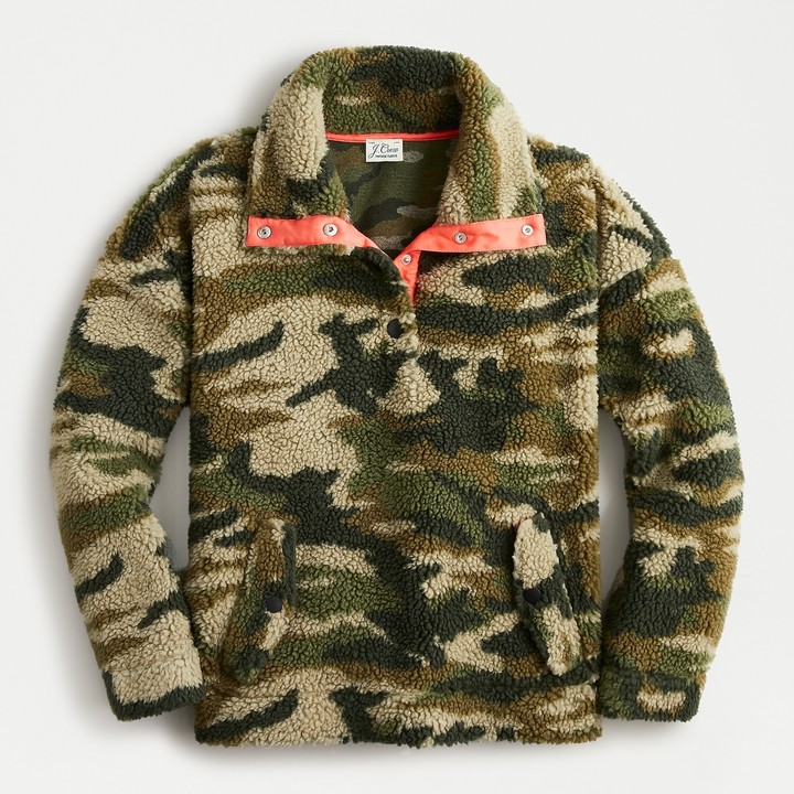 Snap-collar sherpa fleece sweatshirt in camo
