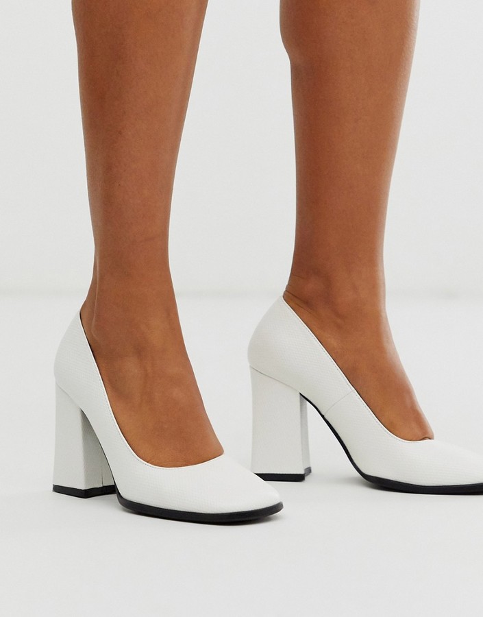 truffle collection pointed block heels