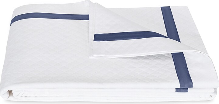 Matouk Lowell Diamond Matelasse Coverlet Full/Queen