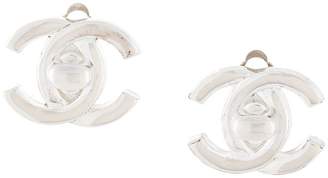 Chanel Pre-Owned CC turn-lock clip-on earrings
