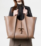 Thumbnail for your product : Tod's Timeless Shopping Bag in Leather Medium