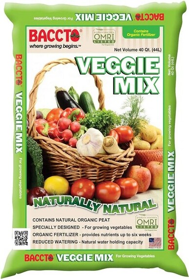 Garden Magic Michigan Peat Company BACCTO Veggie Mix with Peat Moss, Indoor Outdoor Organic Nutrients for Planting & Growing Vegetables, 40 Quart Bag