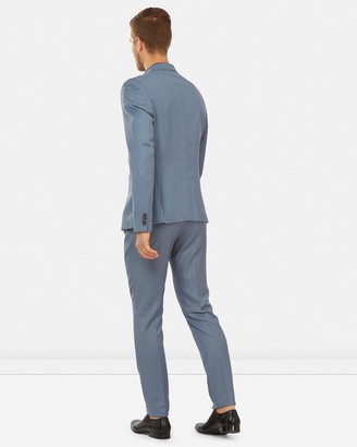 yd. Colton Skinny Suit