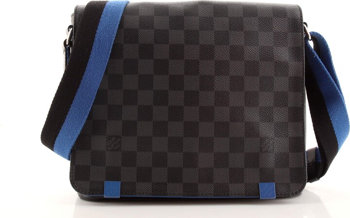 Louis Vuitton, Bags, Authentic Louis Vuitton District Nm Messenger Bag  Damier Graphite Mm