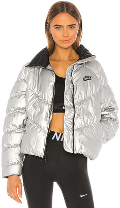 nike puffer windbreaker