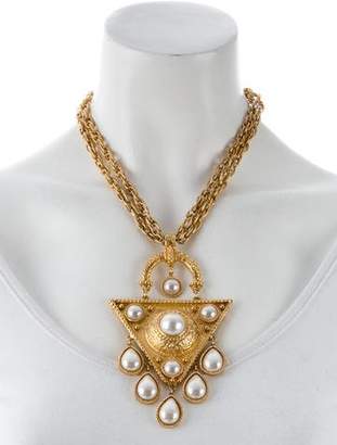 Ben-Amun Ben Amun Faux Pearl Pendant Necklace