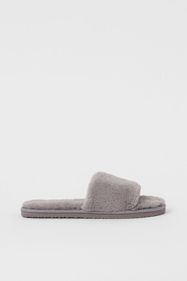 H&M Faux fur slippers