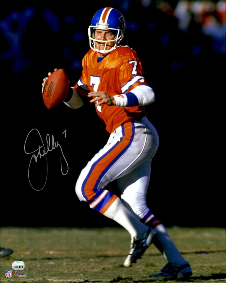 Fanatics Authentic John Elway Denver Broncos Autographed 16'' x 20'' Throwback Jersey Dropback Photograph