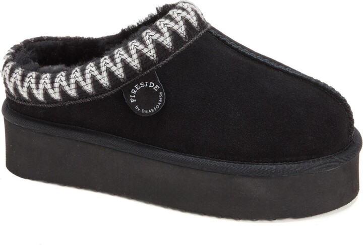 Dearfoams Fireside by Women's Queenstown Genuine Shearling Clog With Embroidery