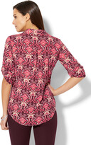 Thumbnail for your product : New York and Company Soho Soft Shirt - One-Pocket Popover - Medallion Print