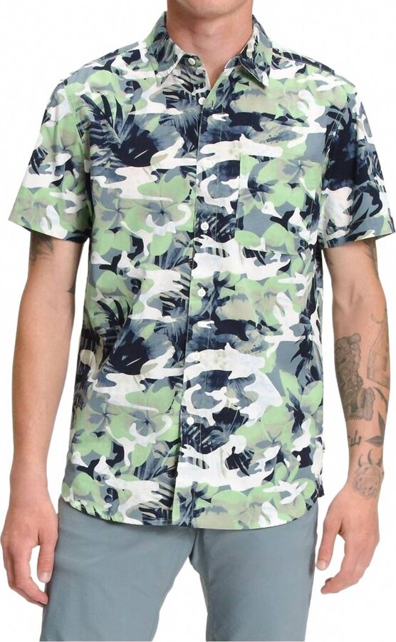 The North Face Baytrail Pattern Short Sleeve Shirt In Forest Shade Tropical Camo