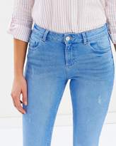 Thumbnail for your product : Dorothy Perkins Corey Crop Jeans