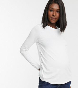 Asos DESIGN Maternity ultimate organic cotton long sleeve crew neck t-shirt in white Asos DESIGN Maternity ultimate organic cotton long sleeve crew neck t-shirt in white