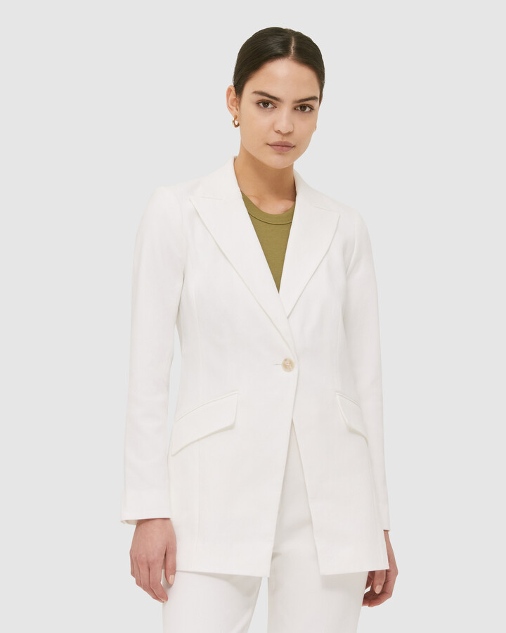 white blazer size 16