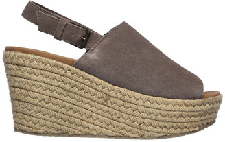 skechers metronome restless