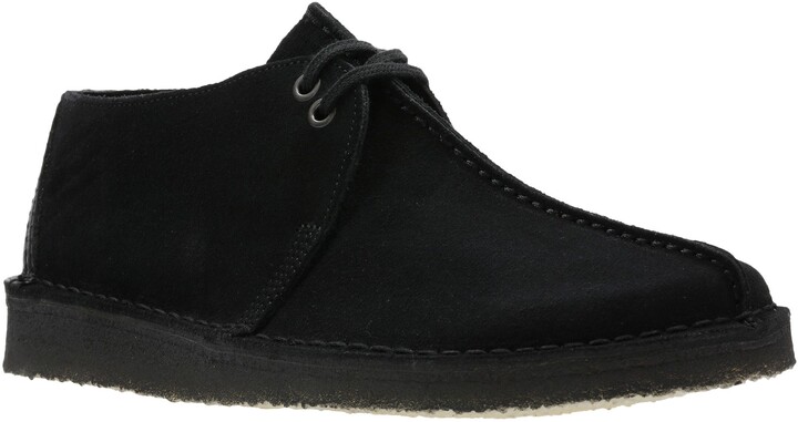 clarks black chukka boots