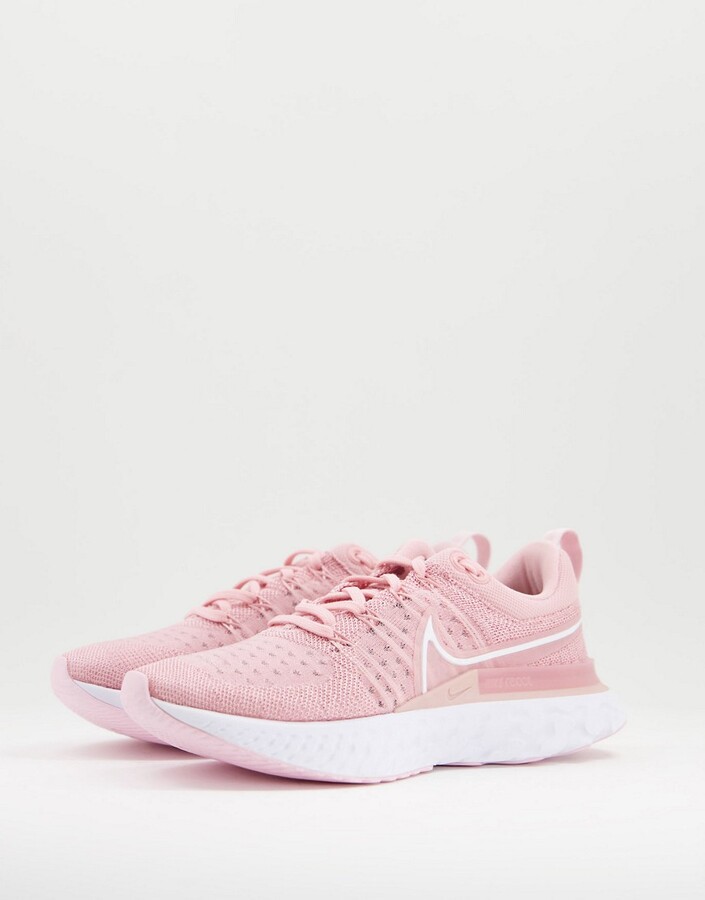 Nike Running React Infinity Run Flyknit 2 sneakers in pink - PINK ...