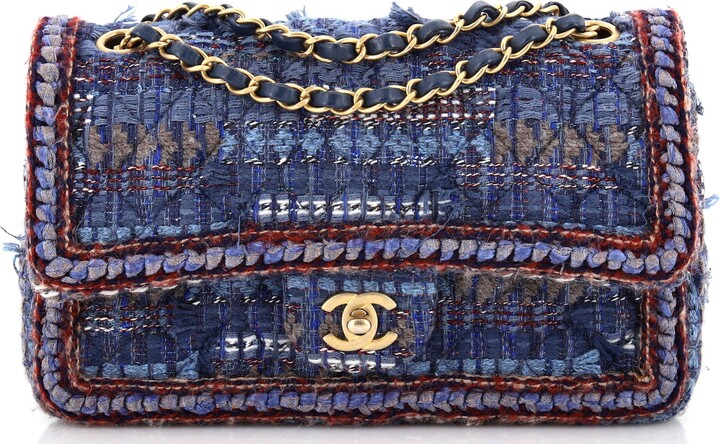 Timeless/classique tweed crossbody bag Chanel Multicolour in Tweed -  35072116