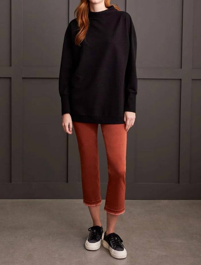 Funnel Neck Tunic Top In Black