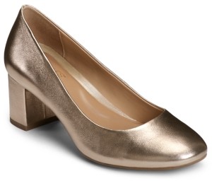 champagne colored shoes for womens