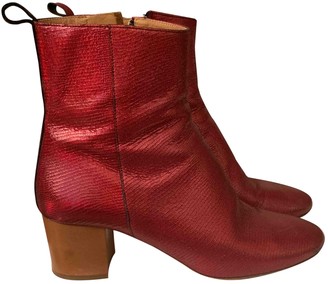red crocodile shoes