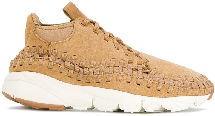 chukka sneakers nike