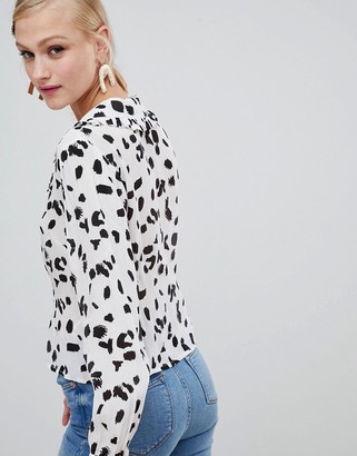 ASOS DESIGN waisted tea blouse with collar detail in abstract print and long sleeves