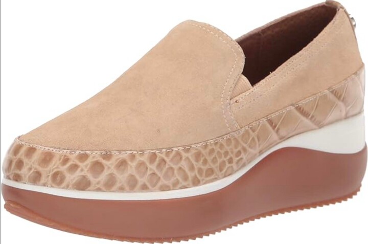 Lizzeecs Sneaker In Natural Calf Suede