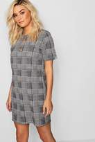 Thumbnail for your product : boohoo Mini Dogtooth Check Shift Dress