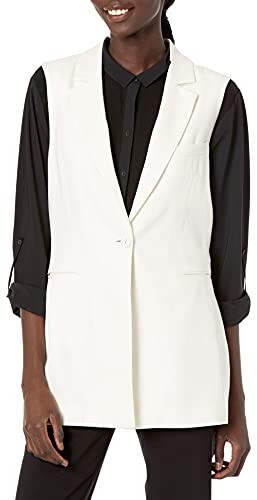 bcbgmaxazria suit