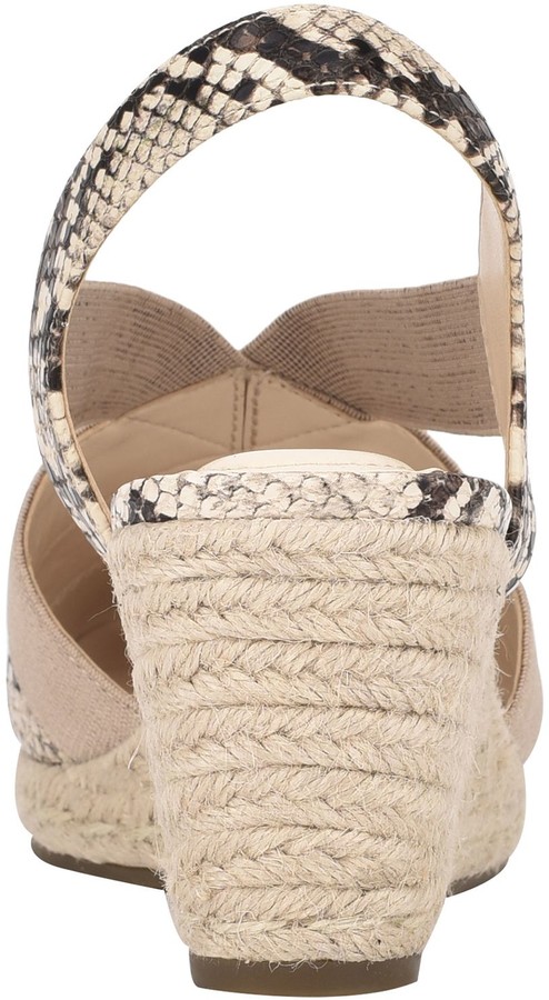 espadrille pumps closed toe