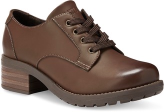 eastland buck women's oxford shoes